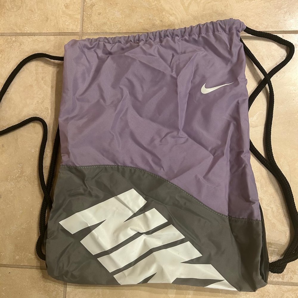 Nike Drawstring Bag - image 1